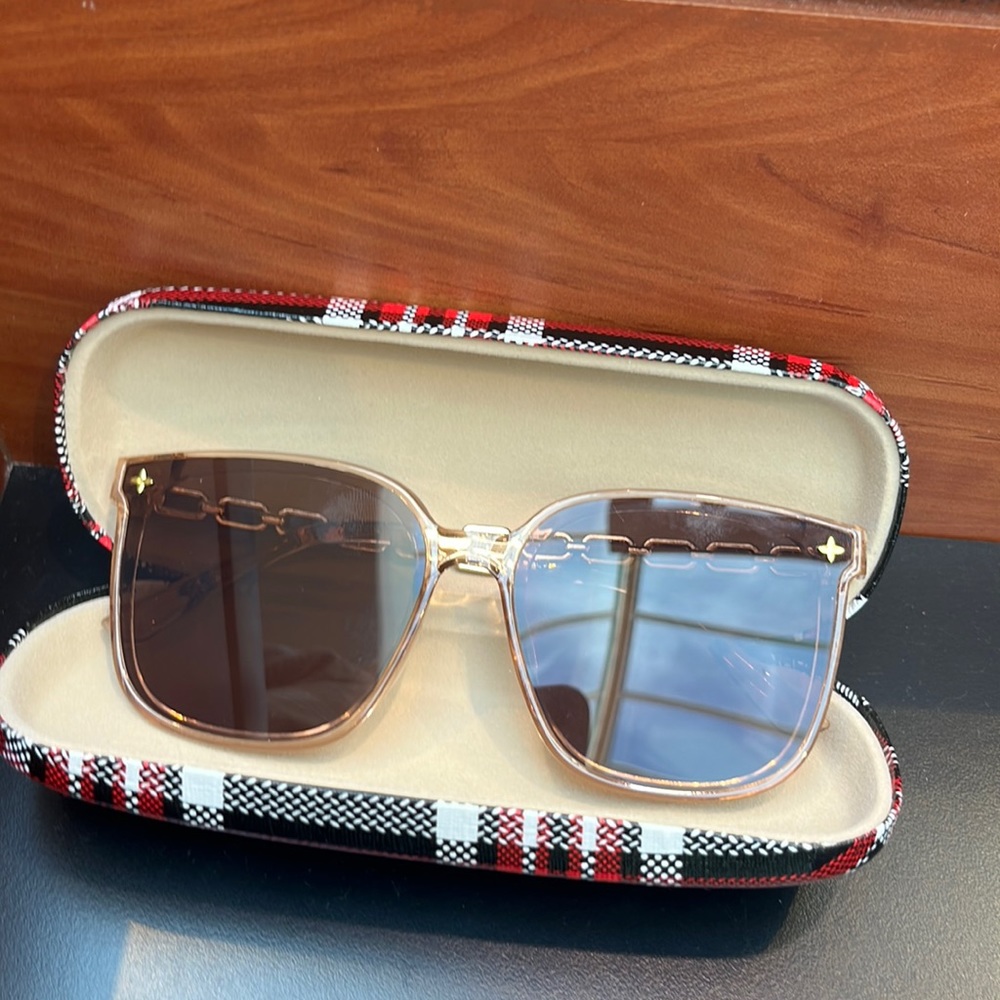 Women Fashion Sunglasses